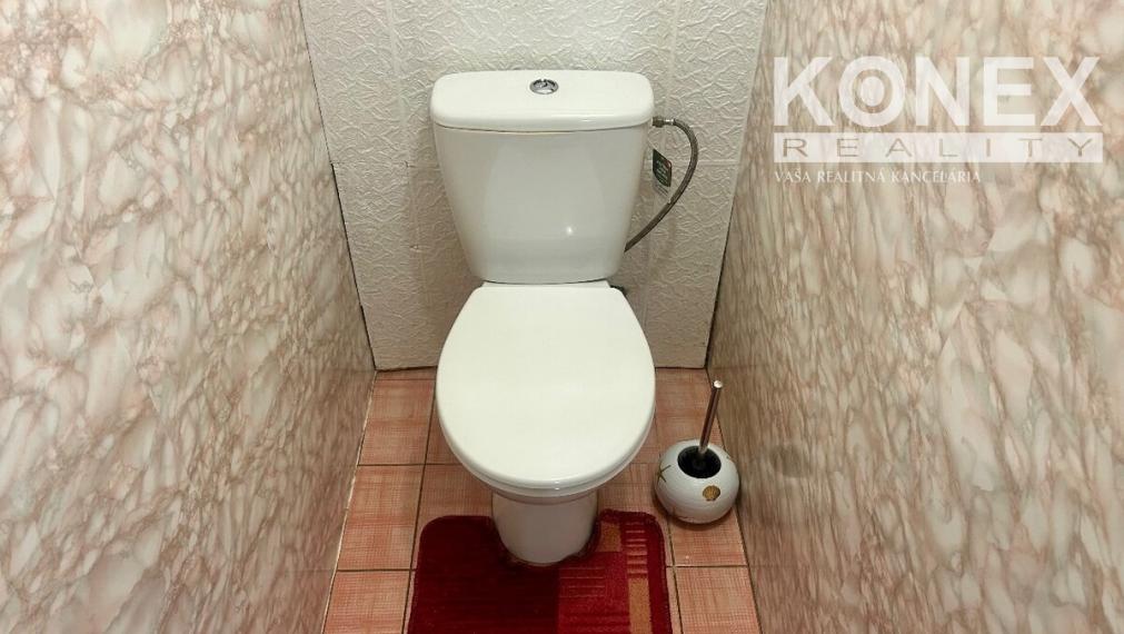 ID-4994 NA PREDAJ 2-izbový byt VEĽKÉ KAPUŠANY - Centrum