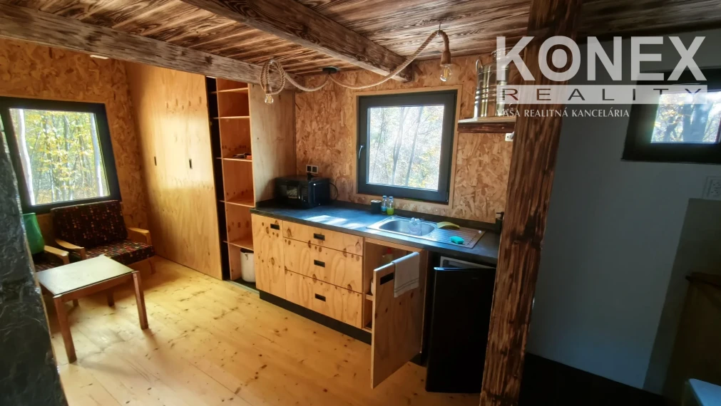 ID-5023 NA PREDAJ POZEMOK na výstavbu rodinného domu - PAKOSTOV