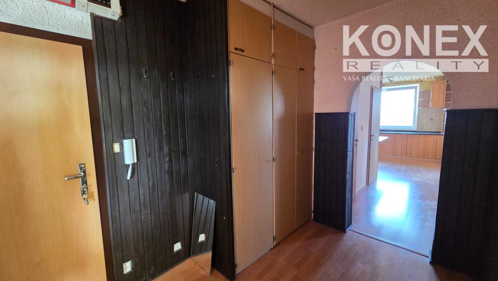ID-5031 NA PREDAJ 3-izbový byt s balkónom MICHALOVCE - VÝCHOD