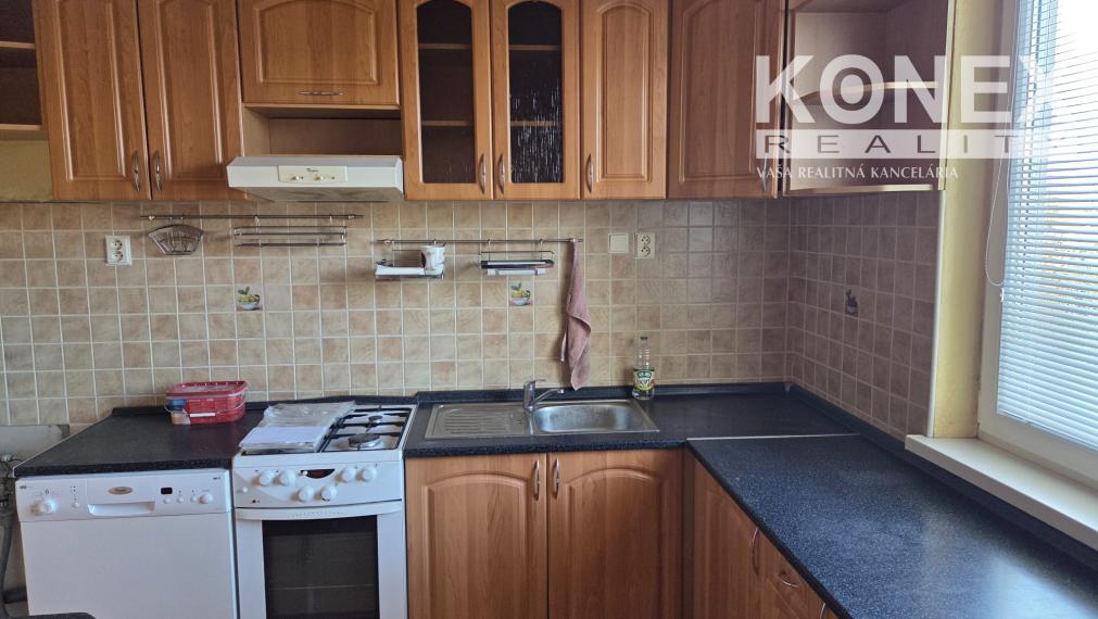 ID-5031 NA PREDAJ 3-izbový byt s balkónom MICHALOVCE - VÝCHOD