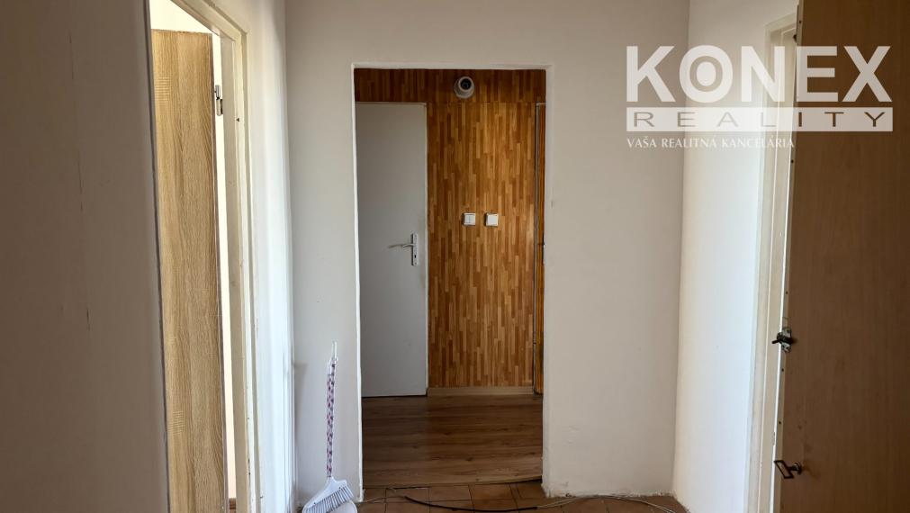 ID-5041 NA PREDAJ 3-izbový byt – VEĽKÉ KAPUŠANY