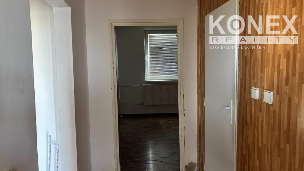 ID-5041 NA PREDAJ 3-izbový byt – VEĽKÉ KAPUŠANY