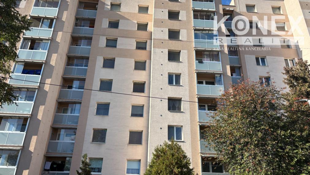 ID-5041 NA PREDAJ 3-izbový byt – VEĽKÉ KAPUŠANY