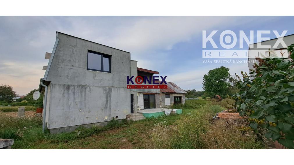 ID-5043 NA PREDAJ Rodinný dom v obci Rakovec nad Ondavou