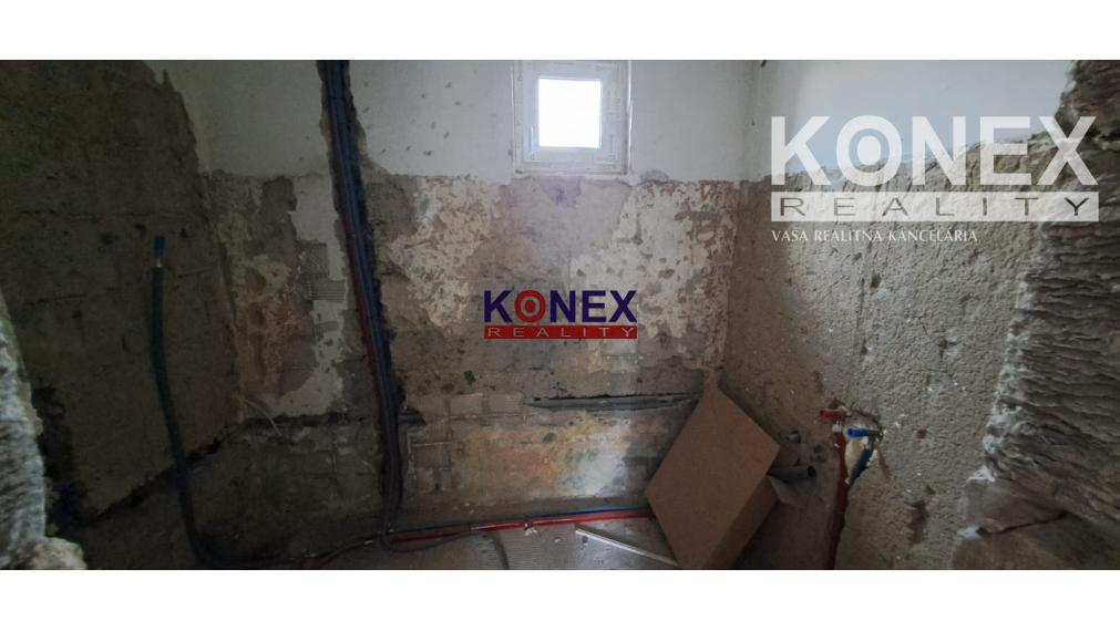 ID-5043 NA PREDAJ Rodinný dom v obci Rakovec nad Ondavou