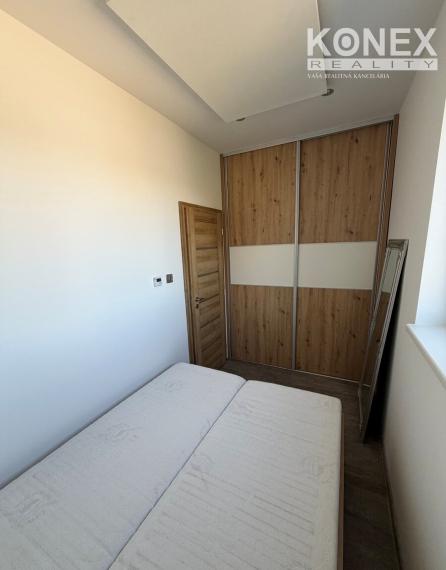 ID-5059 SKVELÁ NOVINKA - Moderný 1,5-izbový byt v centre Michaloviec