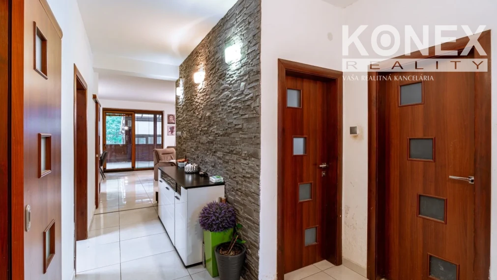 ID-5067 NA PREDAJ Bungalov s krásnym pozemkom - Bukovec pri Košiciach
