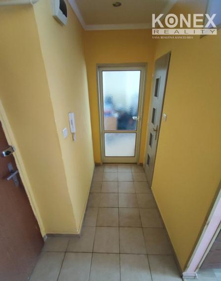 ID-5068 NA PREDAJ 1-izbový byt v skvelej lokalite - Veľké Kapušany
