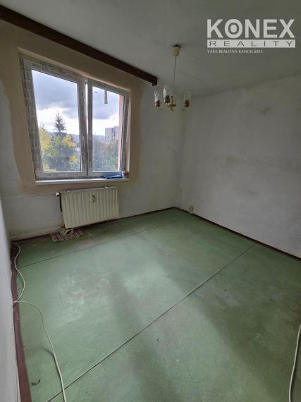 ID-5074 NA PREDAJ 3-izbový byt na rekonštrukciu - HUMENNÉ - Mierova ul.