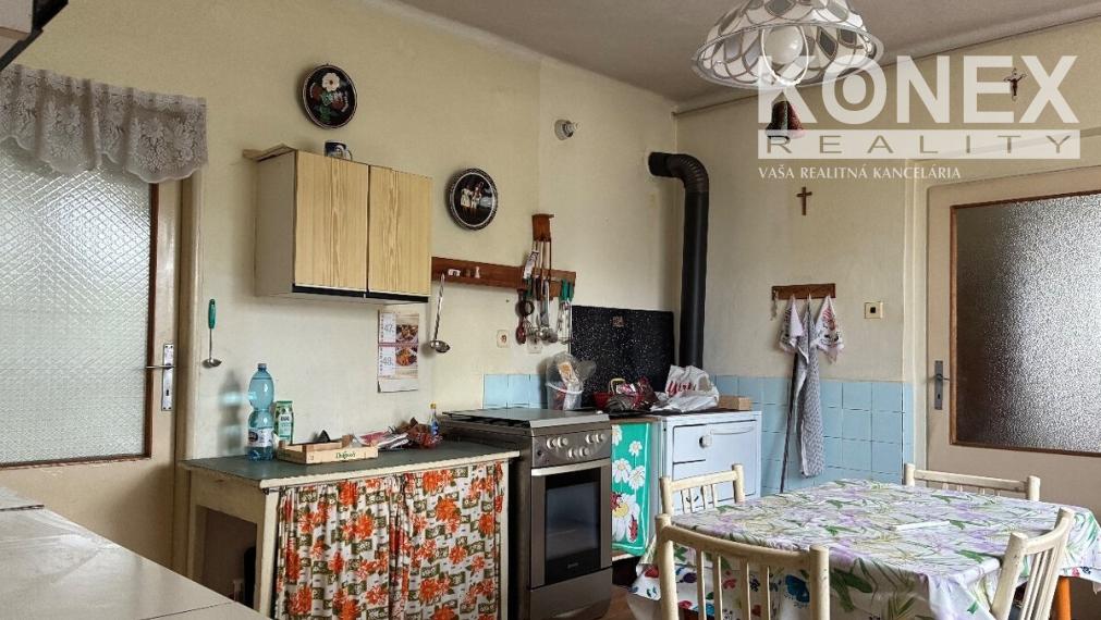 ID-5079 NA PREDAJ Rodinný dom a pozemok na výstavbu domu - HUMENNÉ