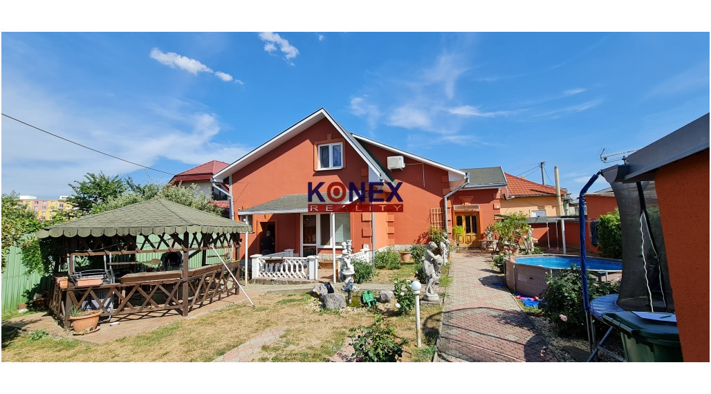 Krásny rodinný dom vo Veľkých Kapušanoch