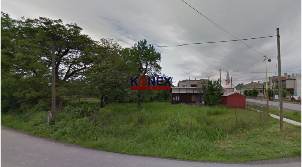 NA PREDAJ! Stavebný pozemok v obci 9km od Veľkých Kapušian