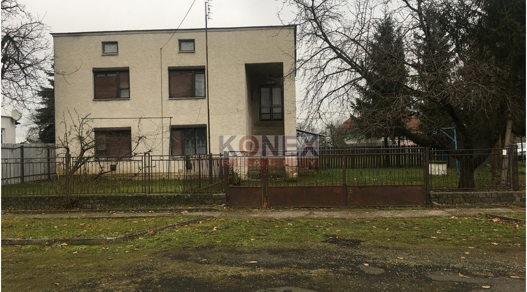 Poschodový rodinný dom vo Višňove, pri Sečovciach