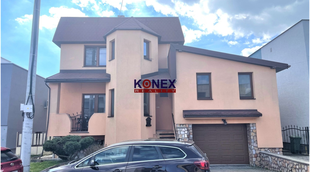 LUKRATÍVNA PONUKA – Poschodový rodinný dom v Michalovciach