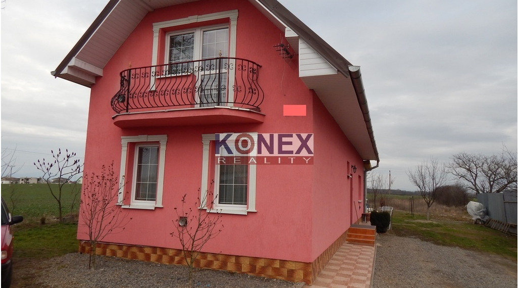 NA PREDAJ! Rodinný dom po rekonštrukcii v obci Hatalov.