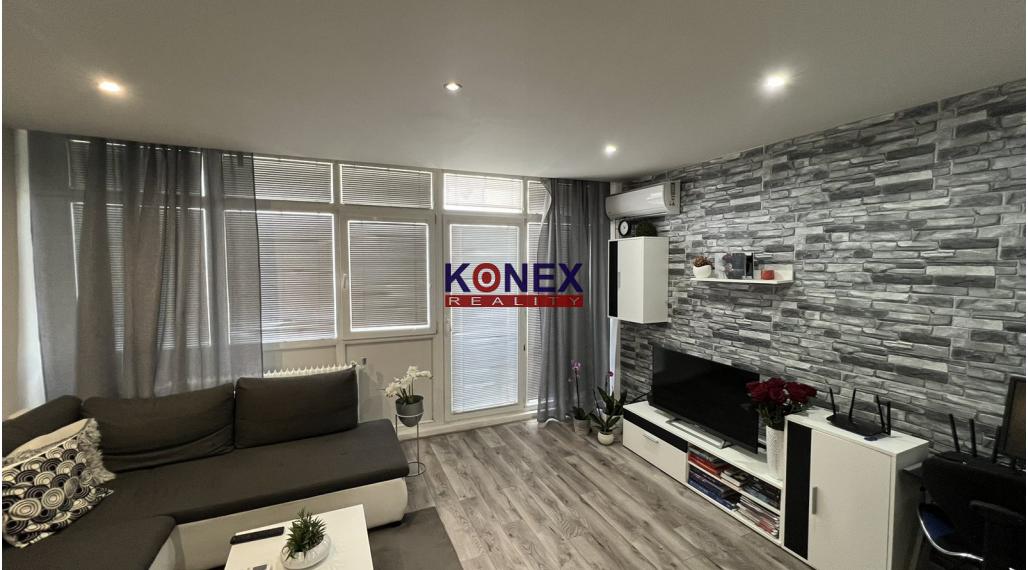 Priestranný 4-izbový byt na Komenského ulici - Trebišov