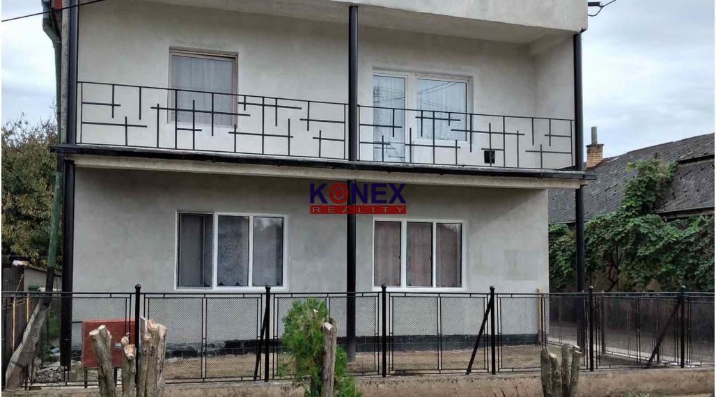 NA PREDAJ! POSCHODOVÝ RODINNÝ DOM v obci ZATÍN