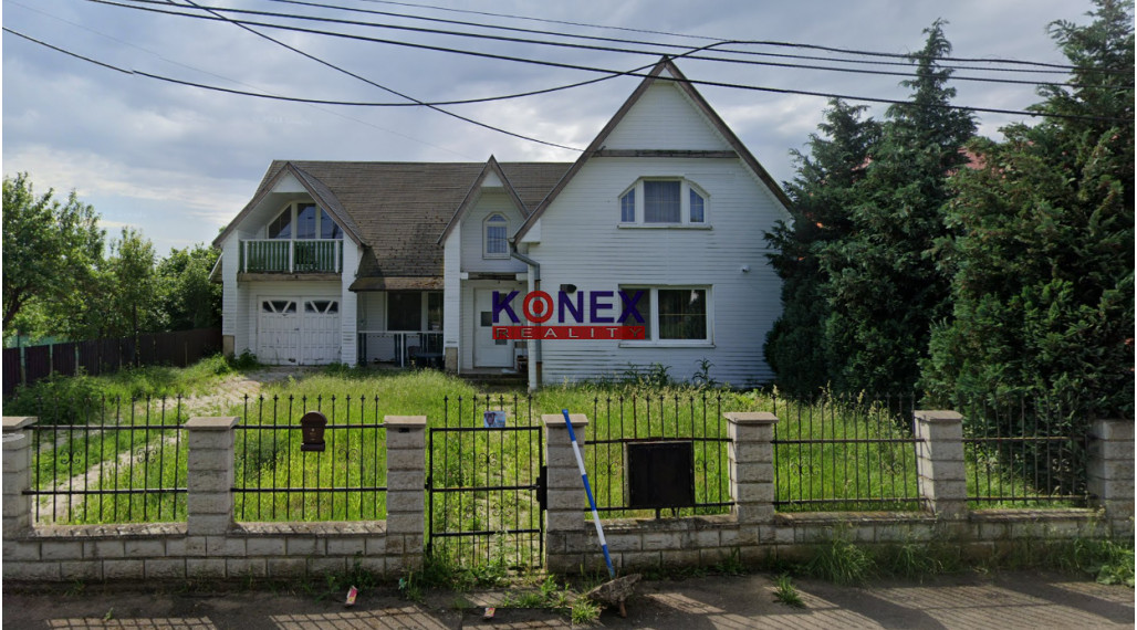 Priestranný rodinný dom v obci Malčice NA PREDAJ