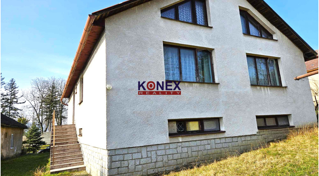 Poschodový dom s krásnym pozemkom (48 a) vo Vranove nad Topľou