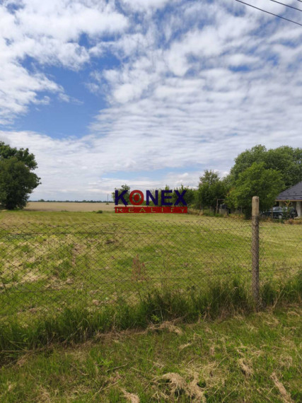 Krásny rovinatý pozemok na predaj – BLATNÉ REMETY