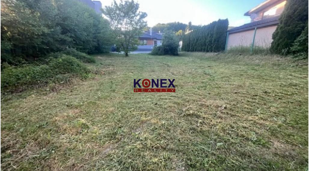 Lukratívny pozemok v mimoriadne vyhľadávanej lokalite na Šírave