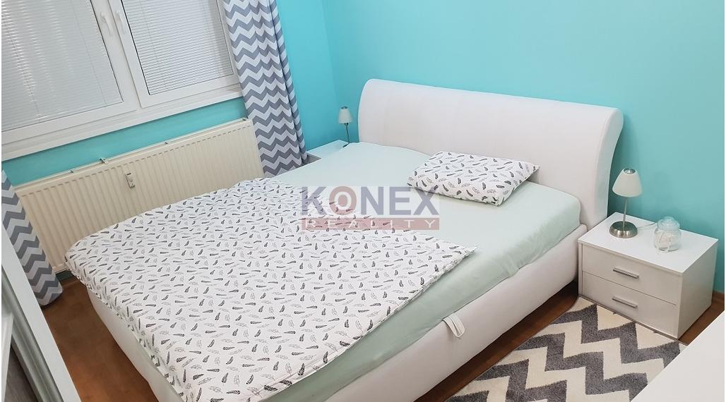 NA PREDAJ –  3-izbový byt na dobrej adrese v TREBIŠOVE