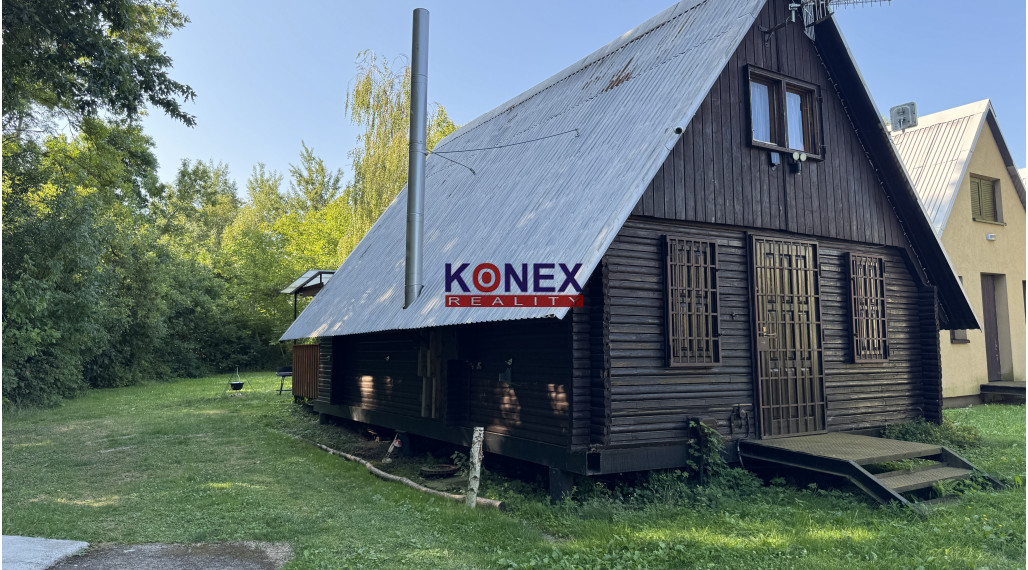 NA PREDAJ Rekreačná chatka – Prímestská oblasť