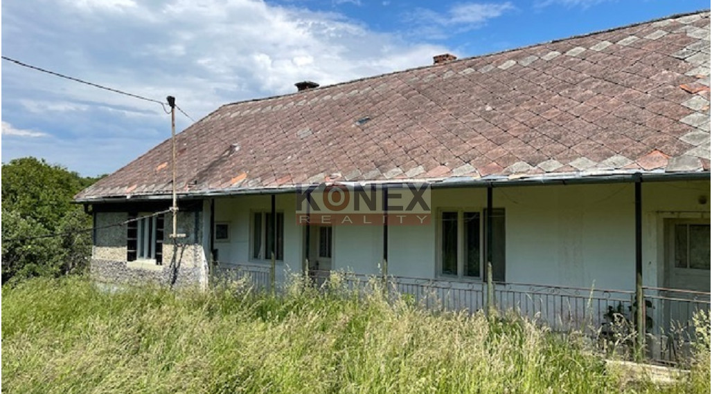 Rodinný dom / chalupa v obci Petrovce, okr. Sobrance