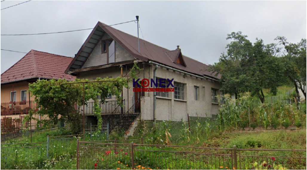 NEPREHLIADNITE Rodinný dom v obci HUSÁK