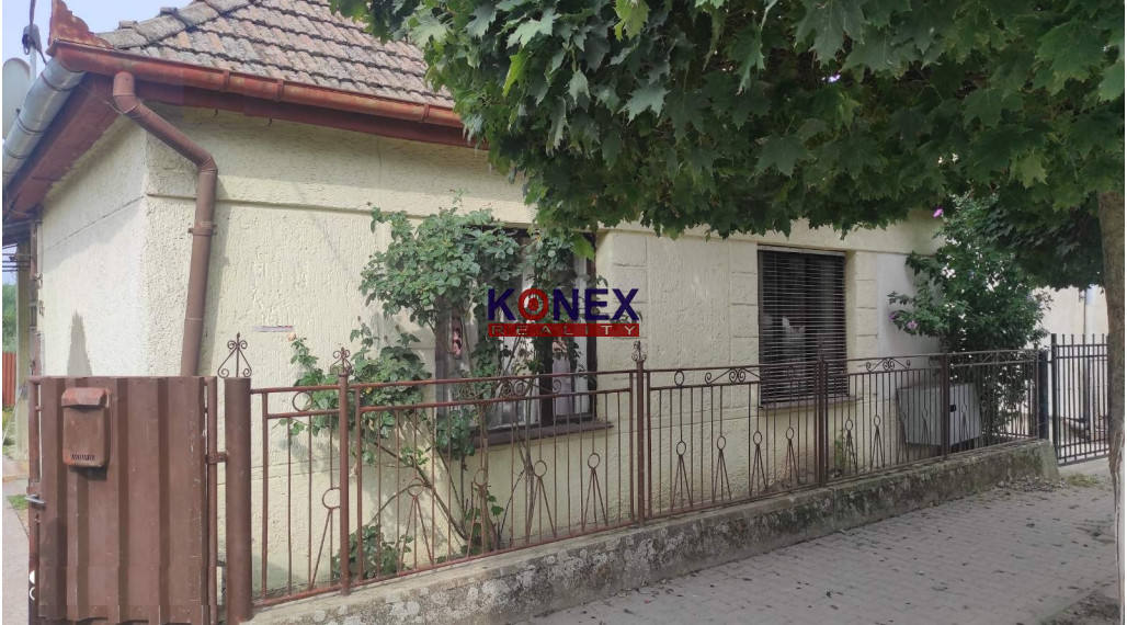 NA PREDAJ – DOM V OBCI LELES