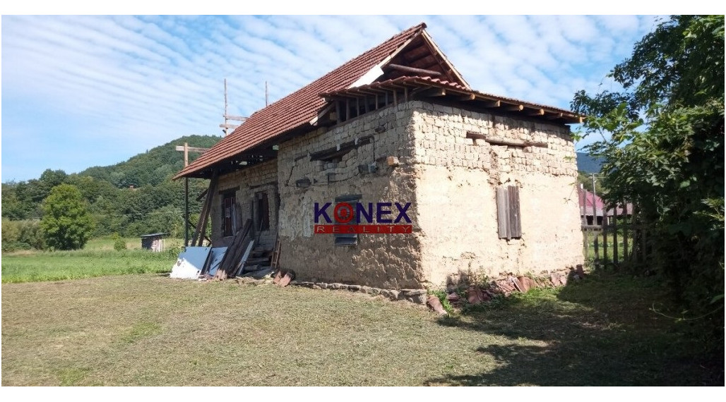 Predaj rodinného domu / chalupy – Uličské Krivé