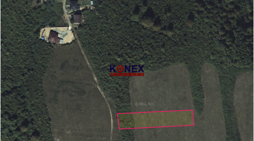 POZEMKY V OBCI ZÁMUTOV – NA PREDAJ