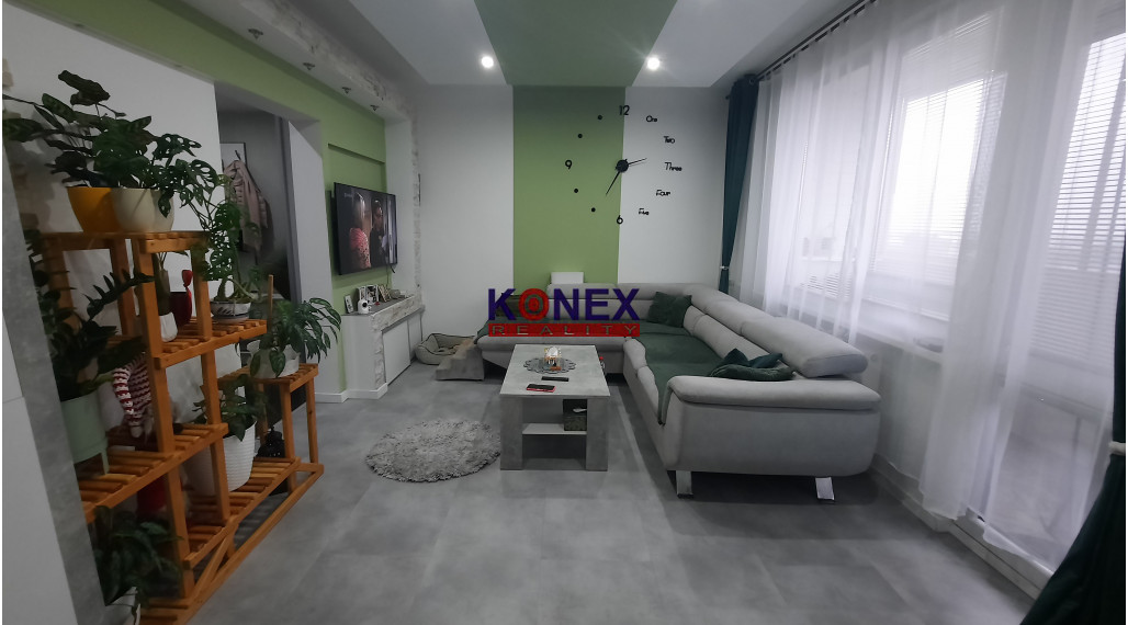 NOVINKA Zrekonštruovaný 3-izbový byt MICHALOVCE