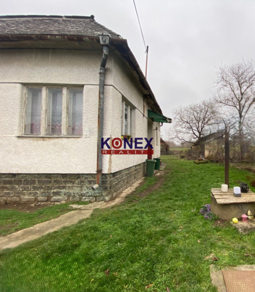 ID-3182 NA PREDAJ – Rodinný dom - štvorec obci Pinkovce