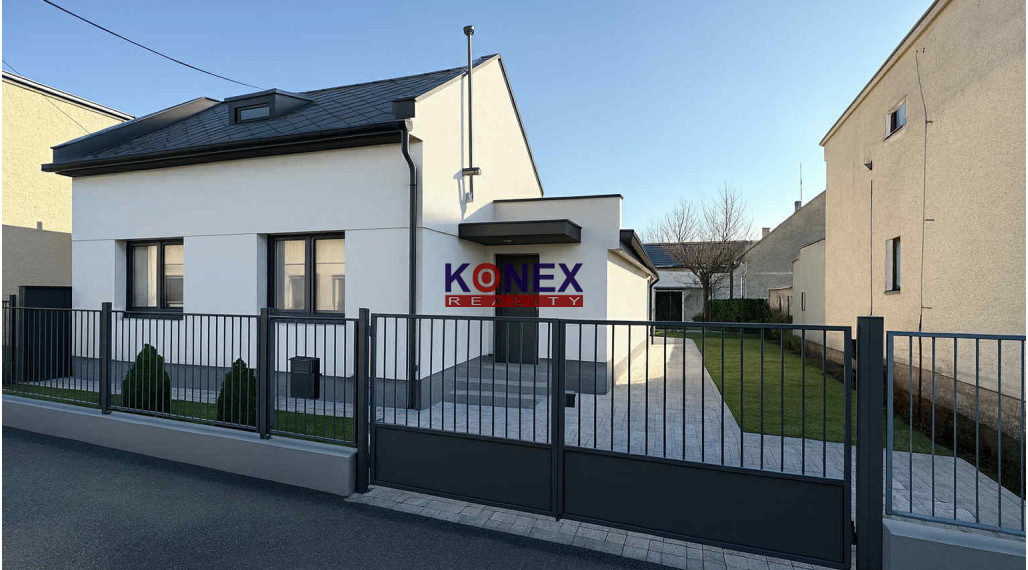 ID-3206 MODERNE REKONŠTRUOVANÝ DOM - HRÁDOK