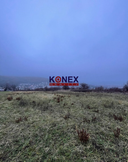 ID-3227 NA PREDAJ – POZEMOK HUMENNÉ