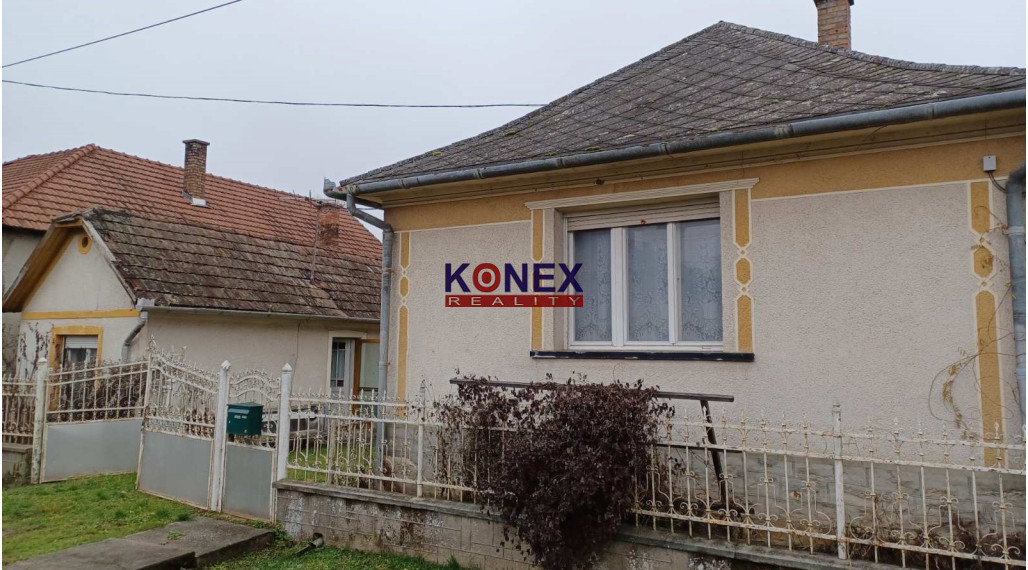 ID-3236 DVA RODINNÉ DOMY / CHALUPY – Perkupa, Maďarsko