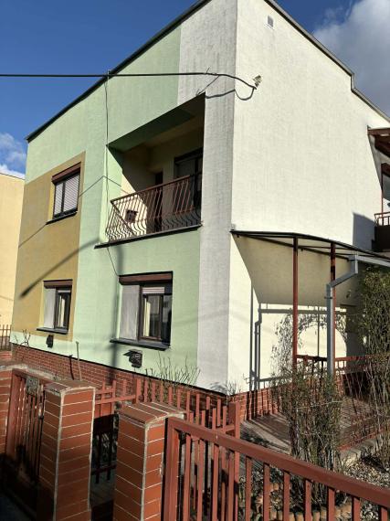 ID-3321 NA PREDAJ –  rodinný dom Trebišov
