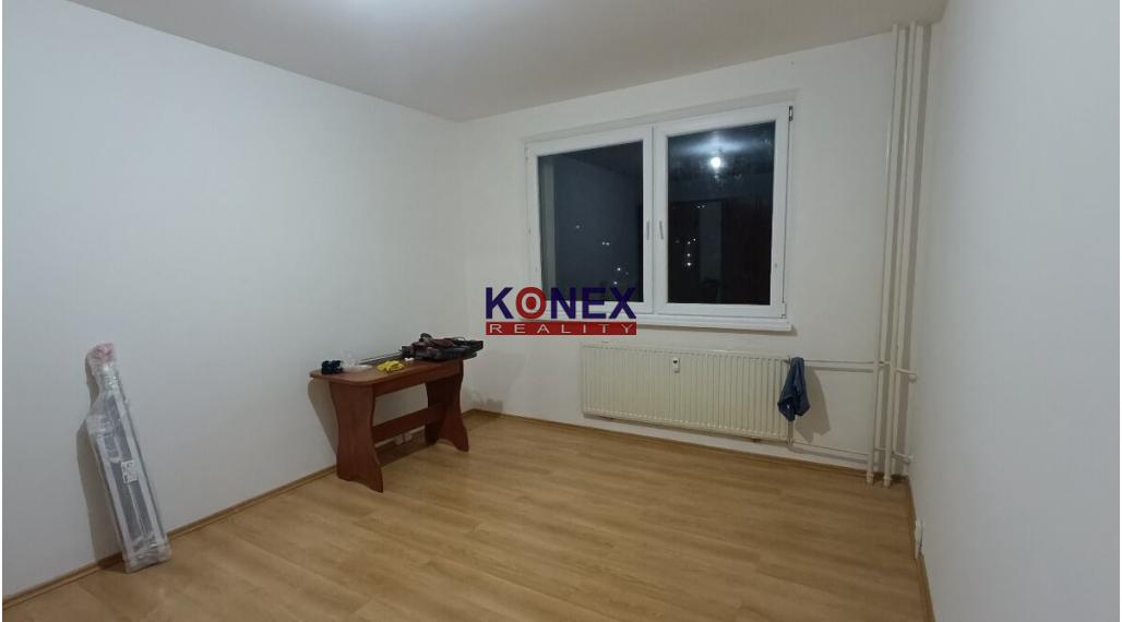 ID-3341 NA PREDAJ – 1-izbový byt v ROŽŇAVE
