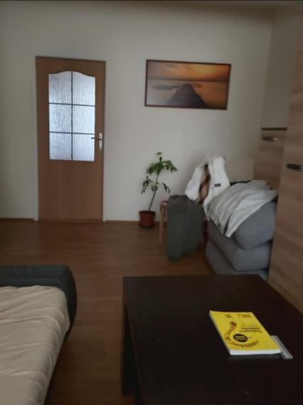 NA PREDAJ 2-izbový byt TRŽNÁ ul. TREBIŠOV