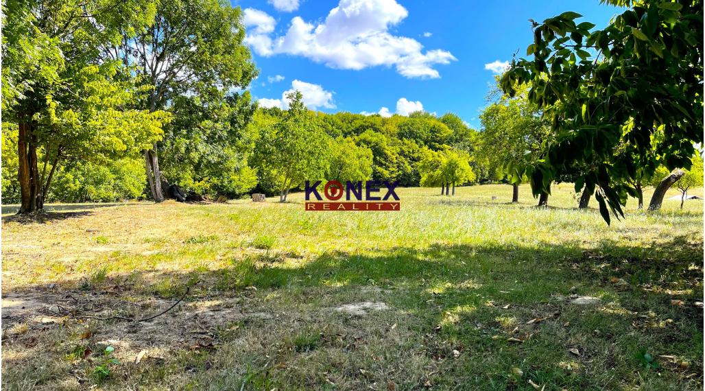 ID-3227 NA PREDAJ – POZEMOK HUMENNÉ