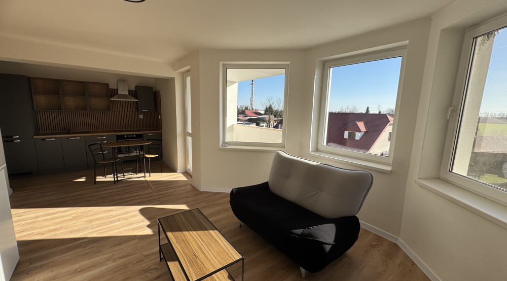 ID-3633 Moderný a zariadený 2-izbový byt na PRENÁJOM – SOBRANCE