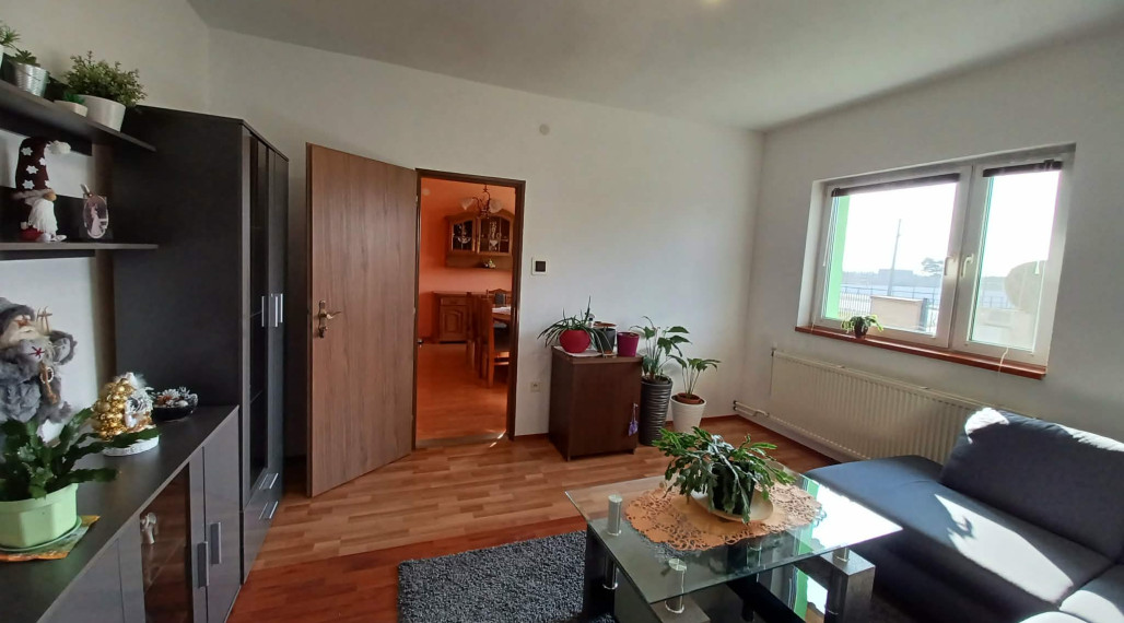 ID-3644 NA PREDAJ – Rodinný dom – SLOVENSKÉ NOVÉ MESTO