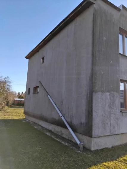 ID-3649 NA PREDAJ POSCHODOVÝ Rodinný dom – ŽALOBÍN