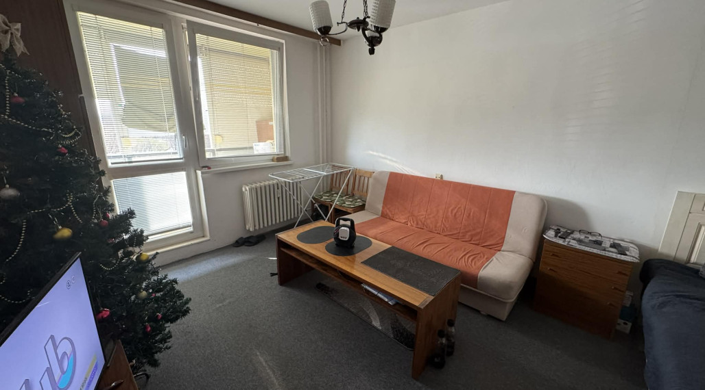 ID-3650 NA PREDAJ 1-izbový byt S BALKÓNOM – STRÁŇANY