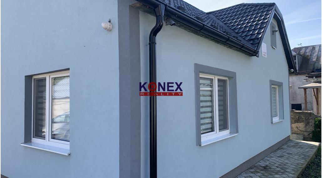 ID-3656 Kompletne zrenovovaný rodinný dom v meste Sečovce