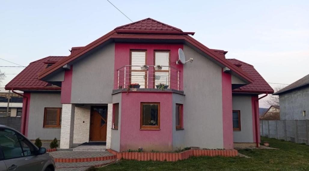 ID-3777 NA PREDAJ –  dvojpodlažný rodinný dom Soľ