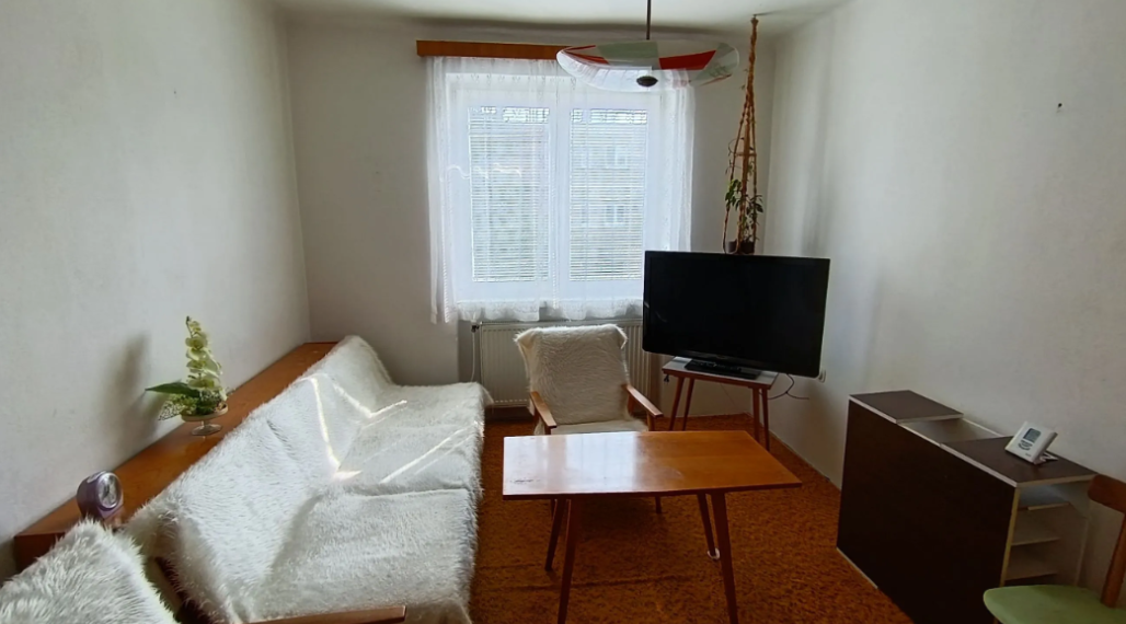 ID-3781 NA PREDAJ – 3-izbový byt SEČOVCE