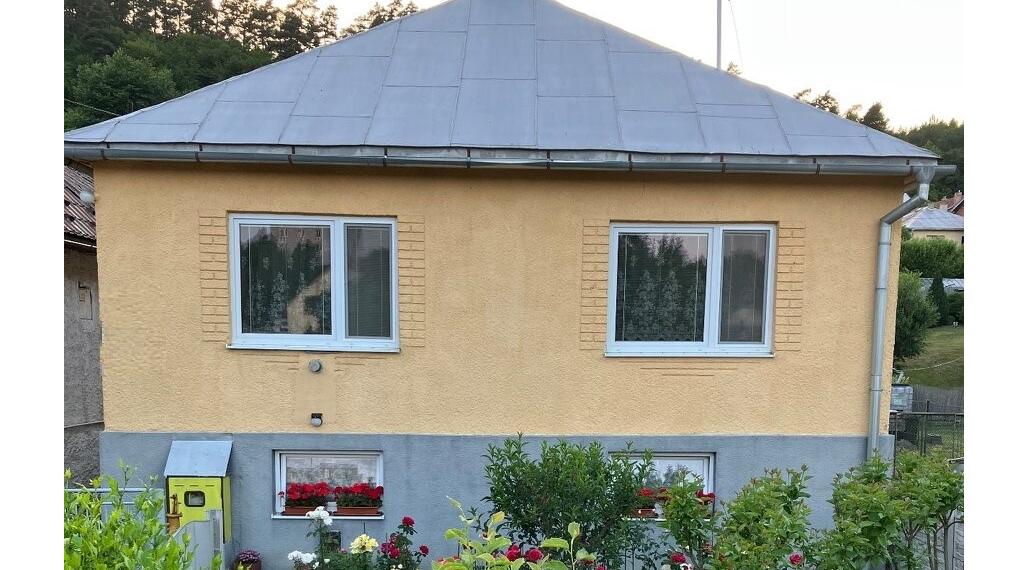 ID-3932 Na predaj rodinný dom v Snine – Jesenského ul.
