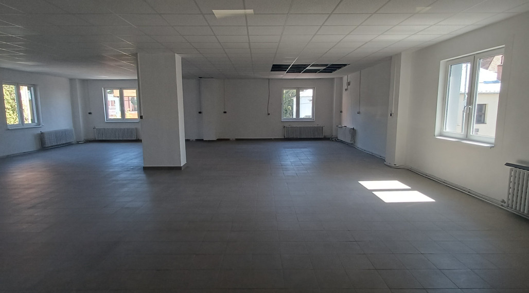 ID-2975 Na prenájom obchodný priestor – Vranov nad Topľou
